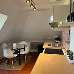 Spacieux Jardin, Bbq, Vue Sur Mer, Apartment